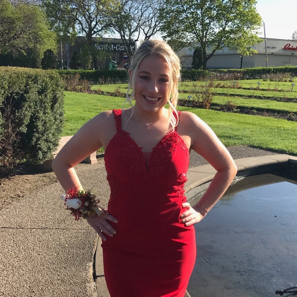 Meet your Posher, Hannah